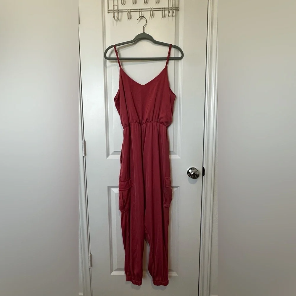 She + Sky Co Spaghetti Strap Satin Romper - Picture 4 of 4
